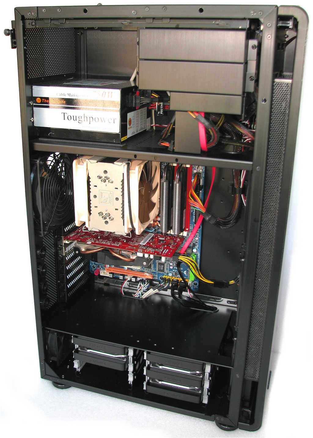 Lian Li Tyr PC-X2000 case review > Installation - TechSpot