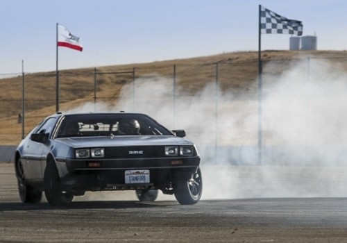 Sanford and Renovo unveil an electric-powered, self-driving DeLorean that can drift like a pro