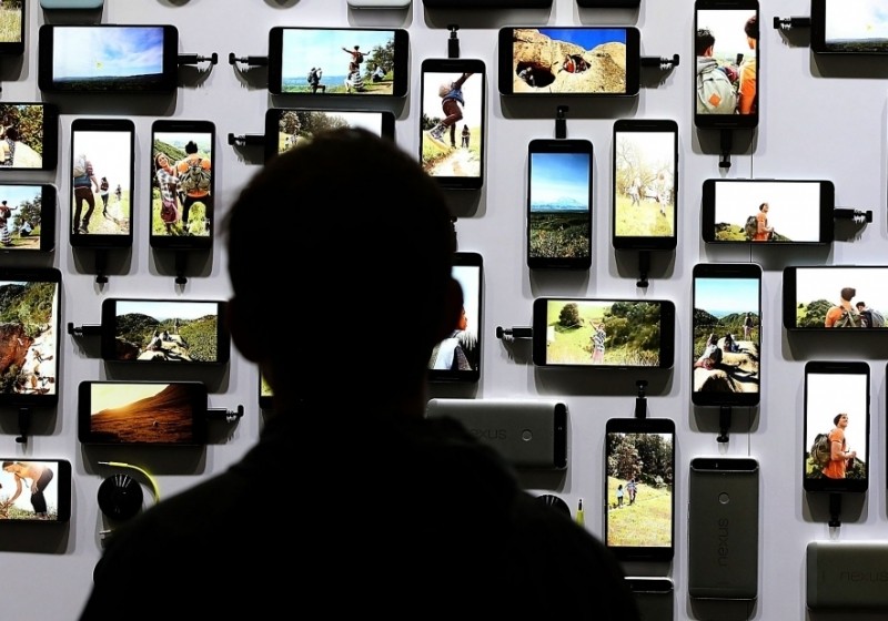 Apple wins the holidays with nearly half of all new device activations