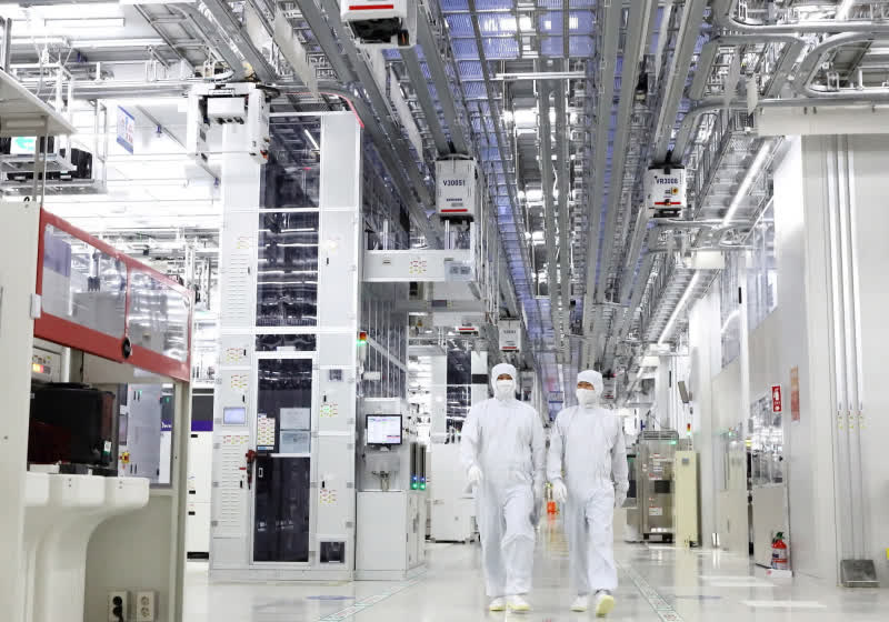 With 2nm yields at 10-20%, Samsung delays production at Texas plant