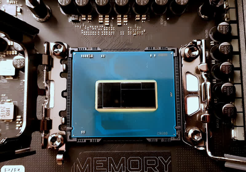 Intel Arrow Lake-S CPU gets delidded ahead of launch, showcasing tiled architecture