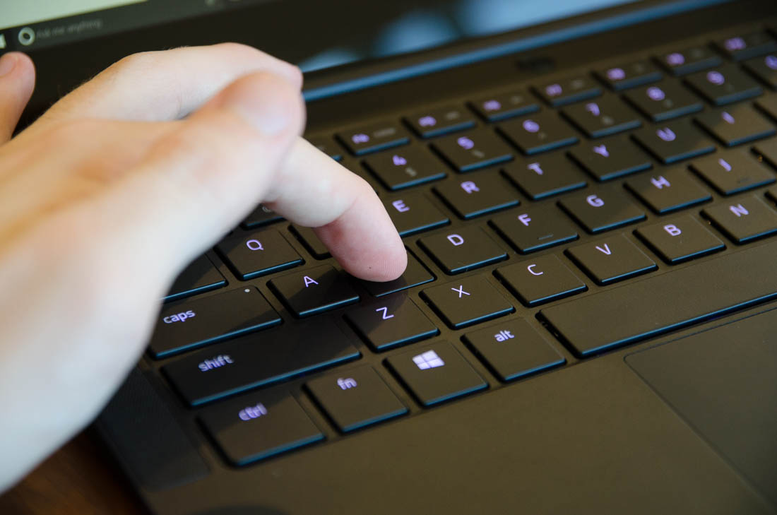 Razer Blade Stealth Review > Display & Keyboard | TechSpot