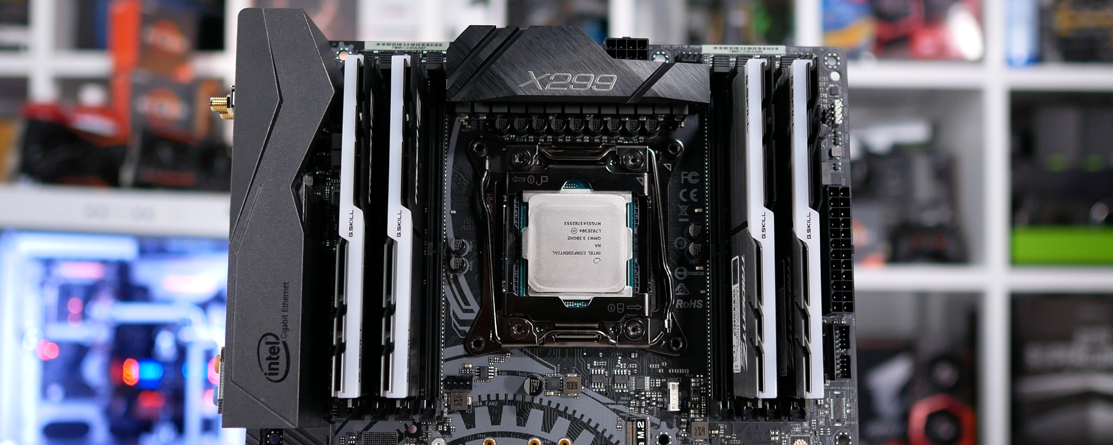 Intel Core i9-7900X, Core i7-7820X and i7-7800X Review 