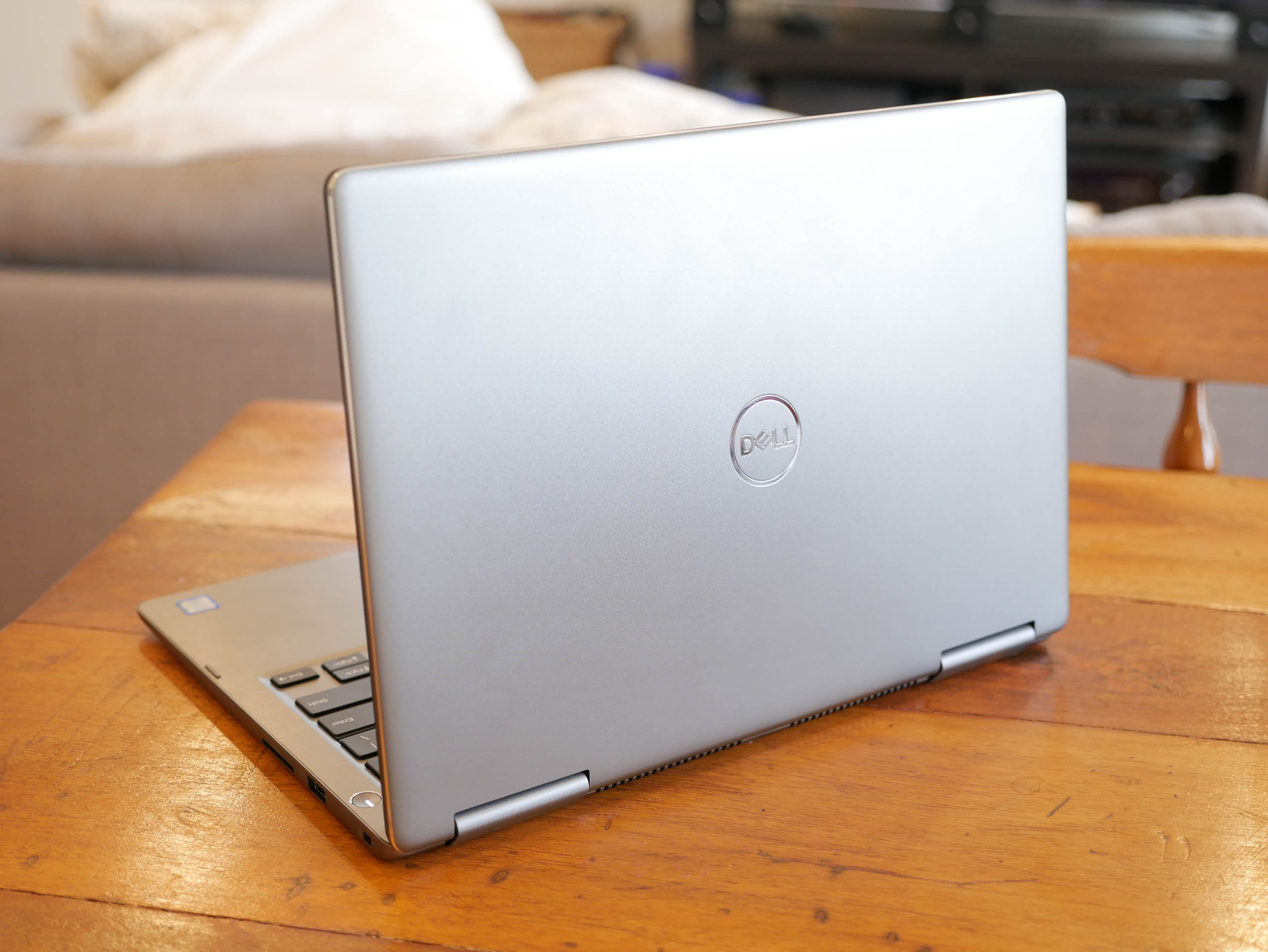 Dell Inspiron 13 7000 2in1 Review Photo Gallery TechSpot