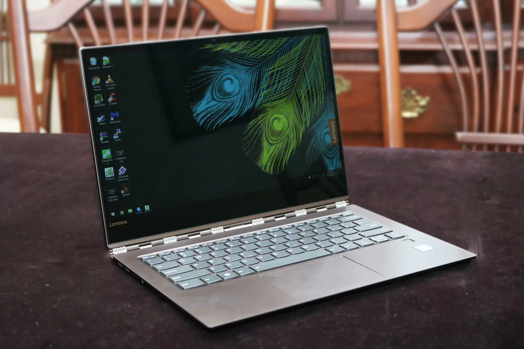 Lenovo Yoga 920 2-in-1 Laptop Review Photo Gallery - TechSpot