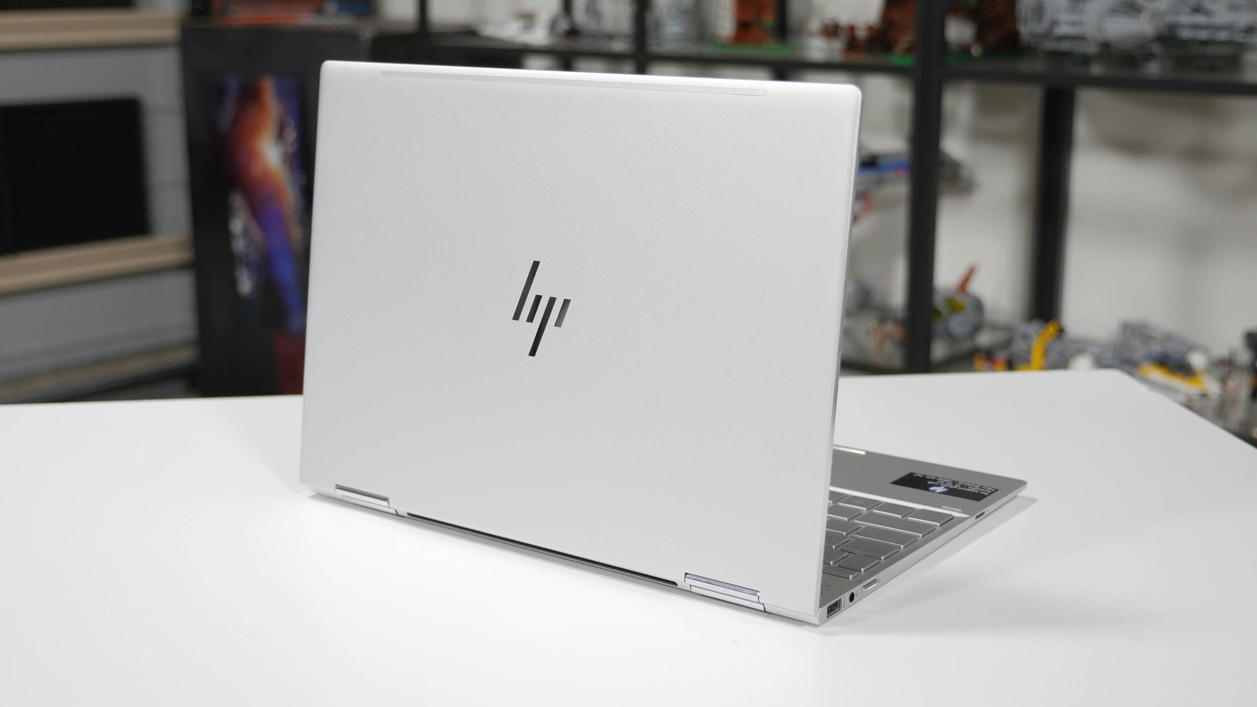 HP Spectre x360 13 Review Photo Gallery - TechSpot2560 x 1440