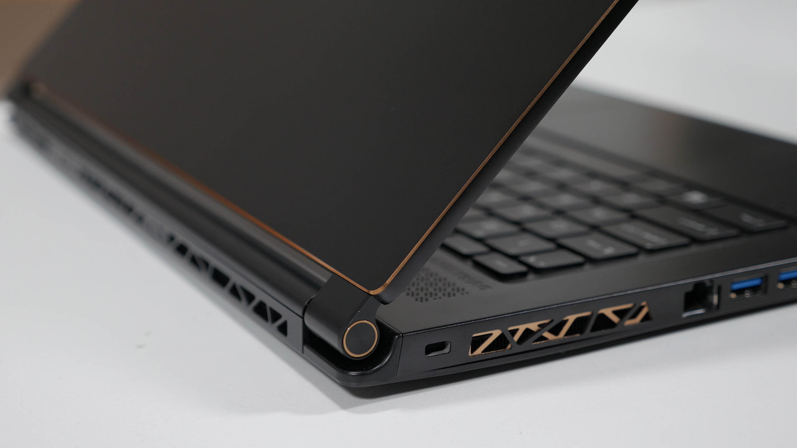 MSI GS65 Stealth Thin Review | TechSpot