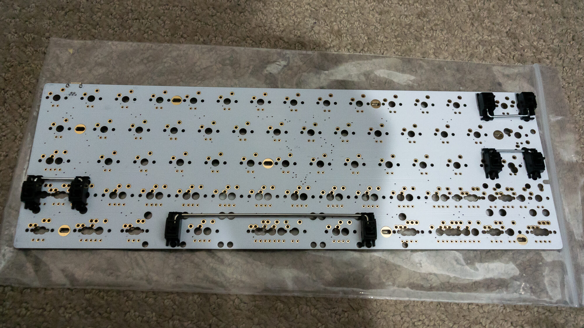 Build Your Own Mechanical Keyboard Project Part 2 Assembly Techspot
