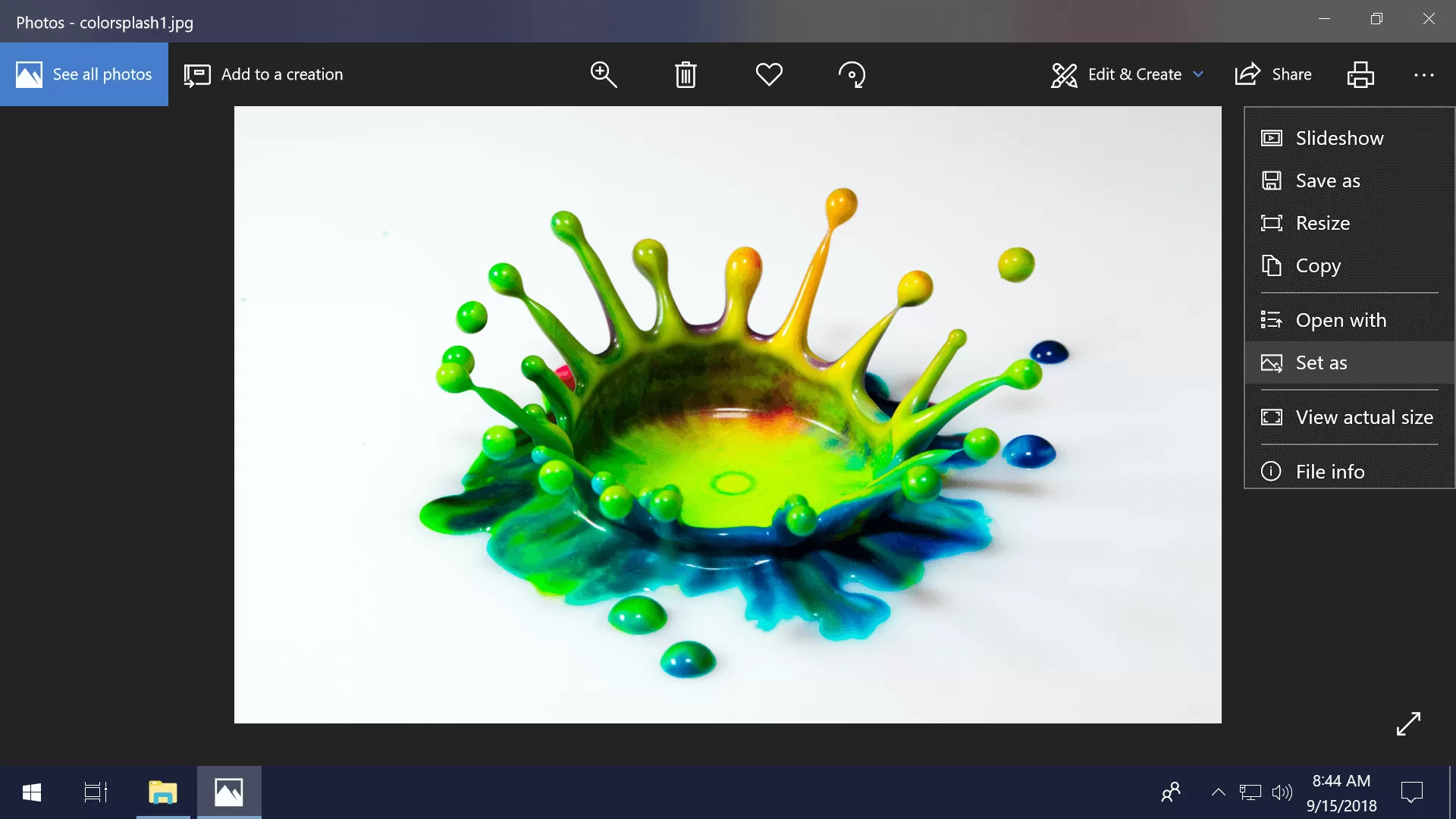 How to Change the Wallpaper and Other Personalization Settings on Windows 10 Non