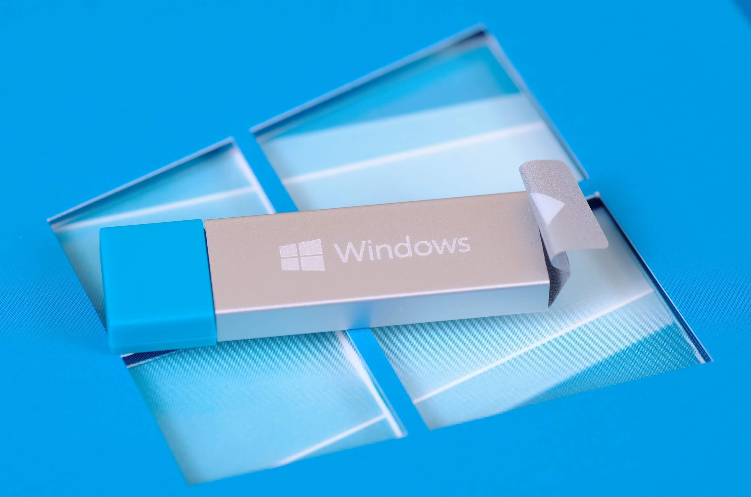 Windows To Go: How to Install and Run Windows 24 from a USB Drive