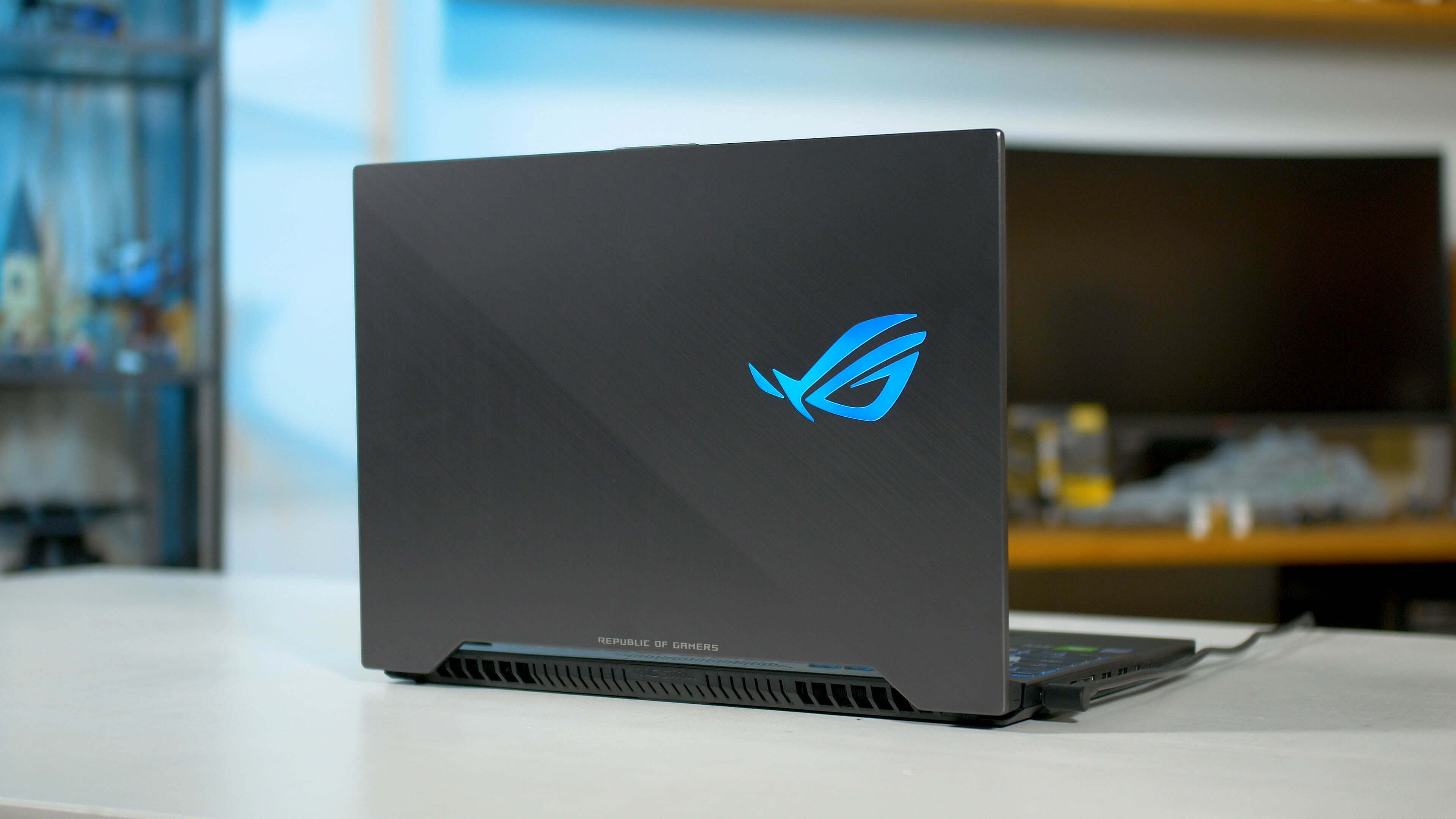 Notebook Gamer Asus Rog Strix Scar II 