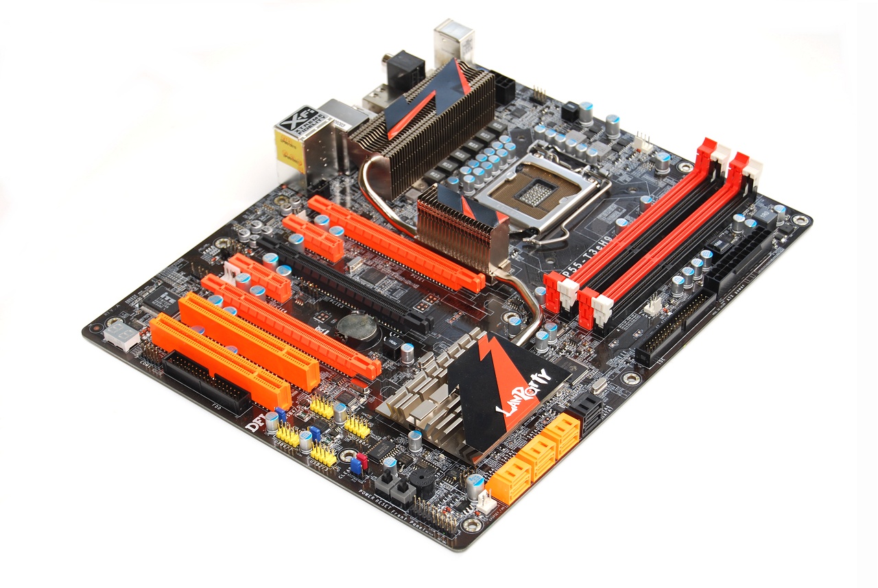 7-Way Intel P55 Motherboard Round-Up Photo Gallery - TechSpot