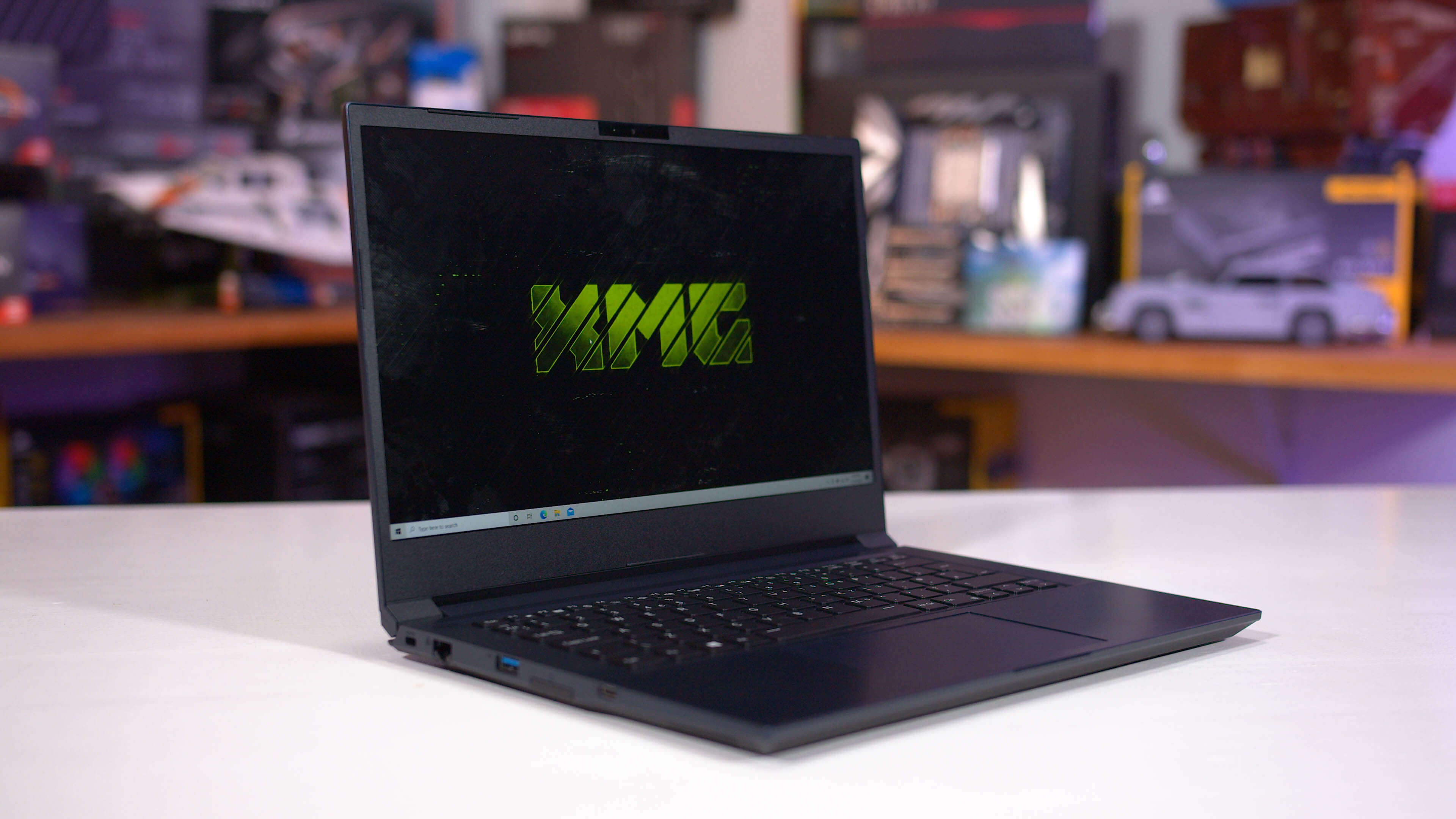 Intel Core i7-1165G7 Review: Tiger Lake Inside Photo Gallery - TechSpot