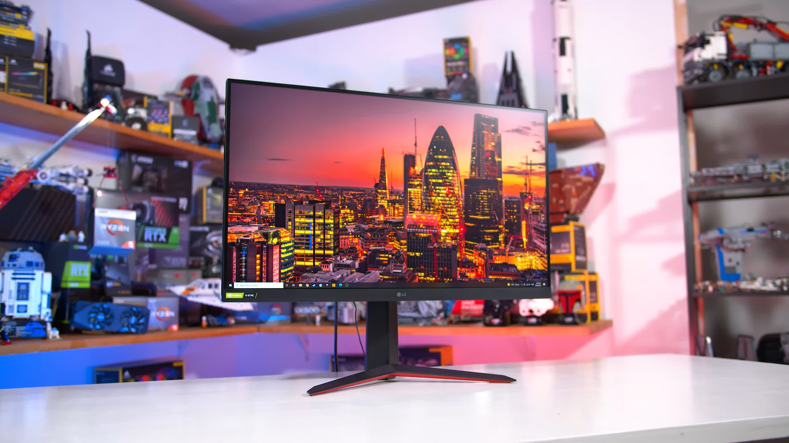 LG 32GP850 Review: The Monitor LG Didn\'t Want Us to Review | TechSpot