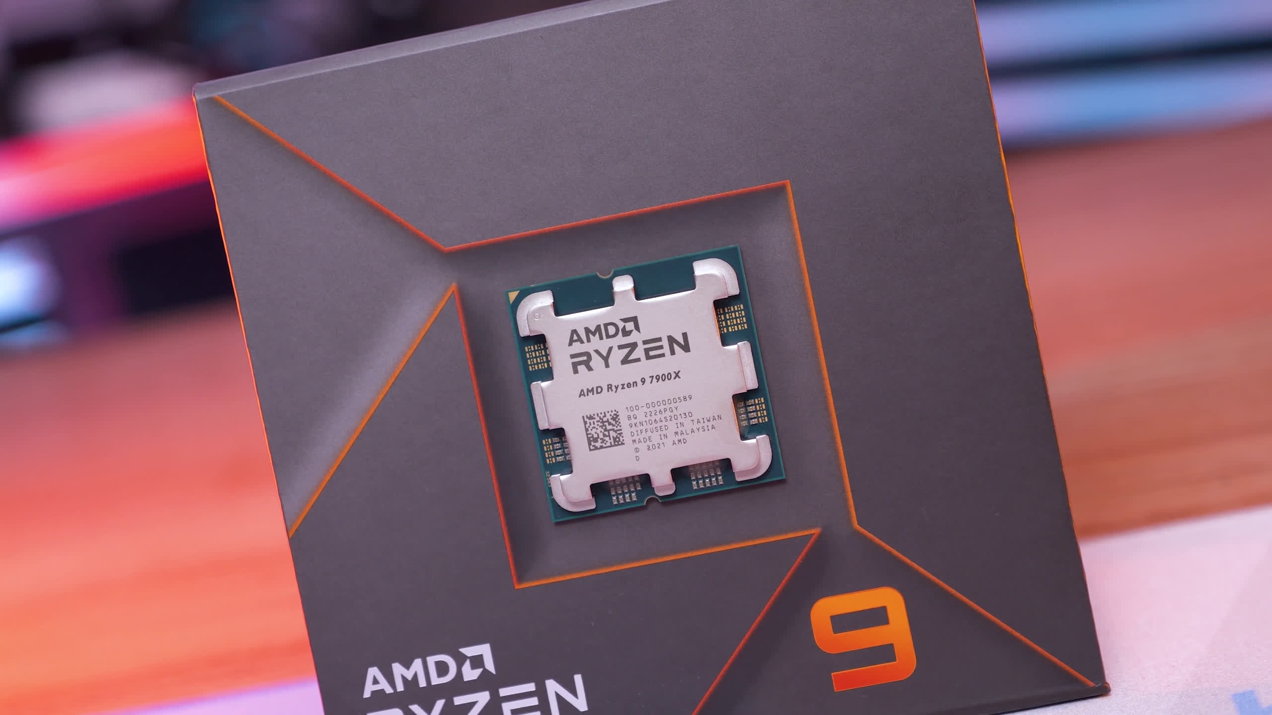 AMD Ryzen 9 7900X vs. Intel Core i9-12900K | TechSpot