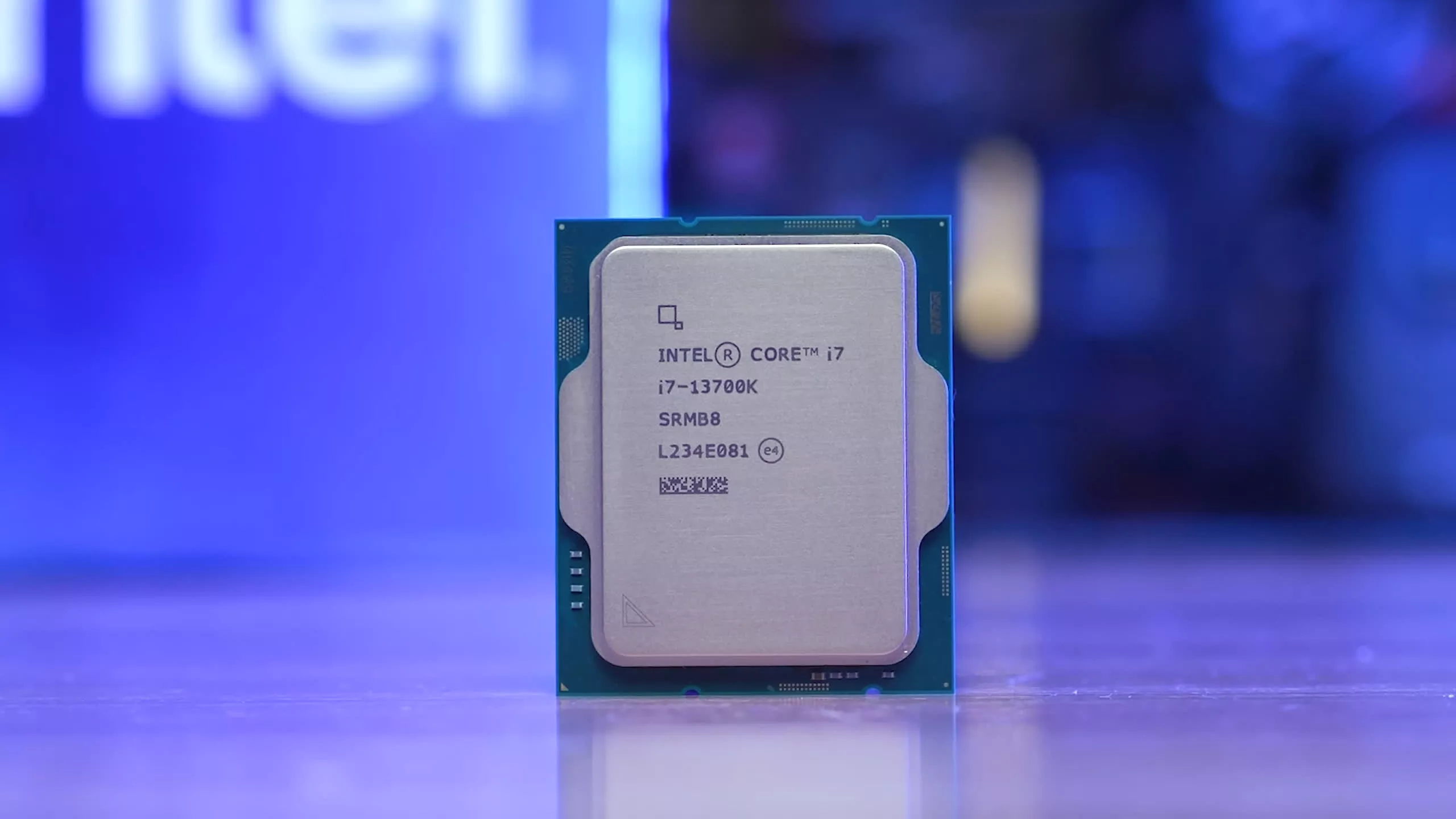 Geschatte Graag gedaan rok Intel Core i7-13700K Review: Ryzen 7 7700X Versus | TechSpot