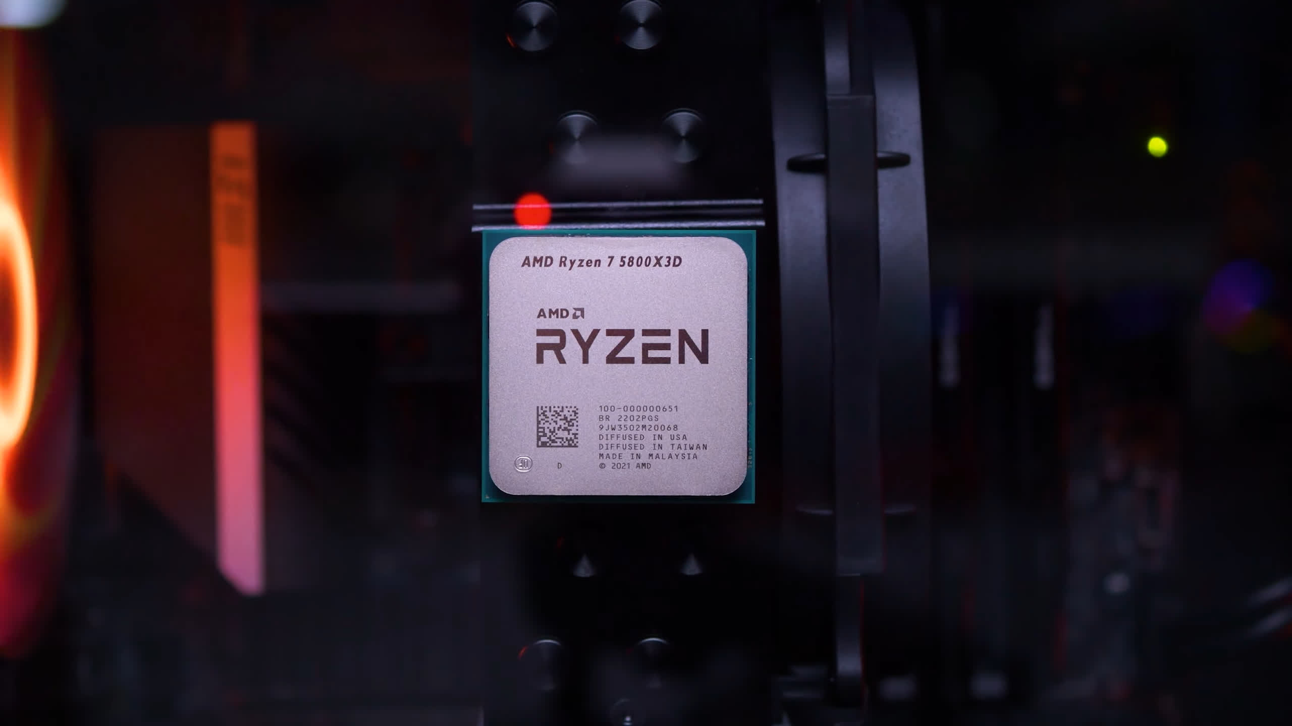 Ryzen 7 7800X3D, AMD's best CPU for gaming is now available for $339 