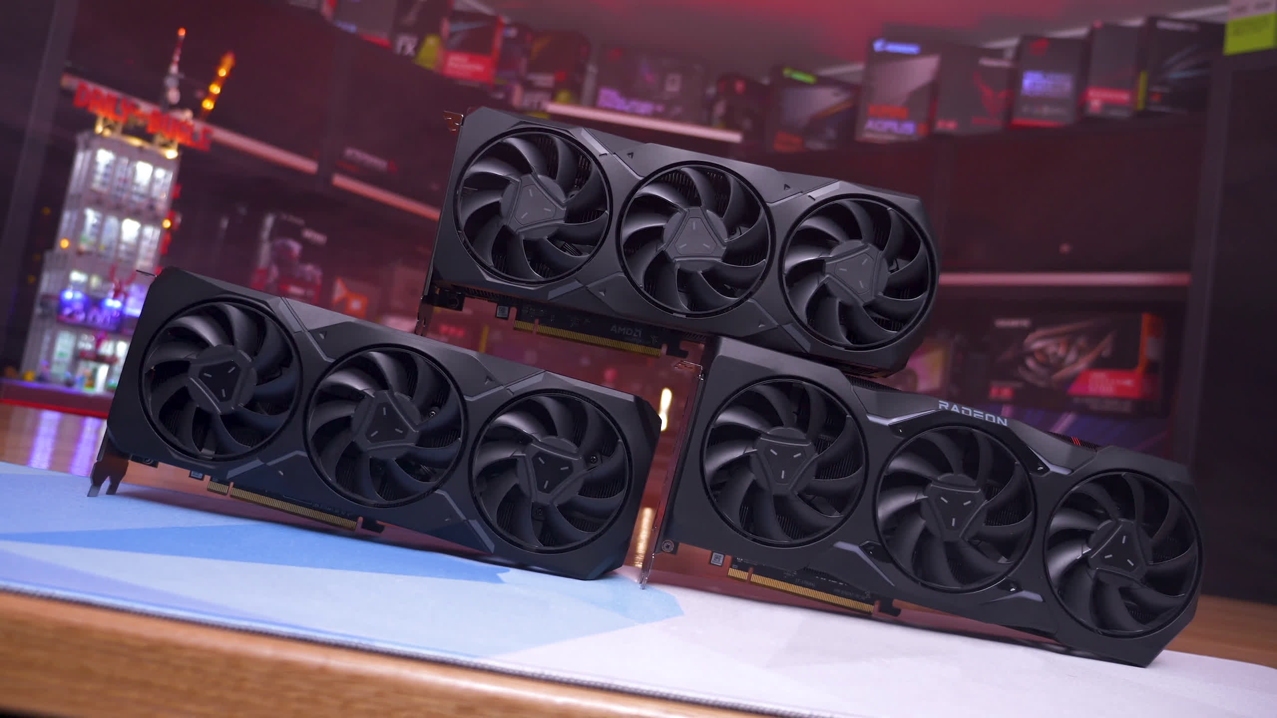 GeForce RTX 4070 Super vs. Radeon RX 7900 GRE