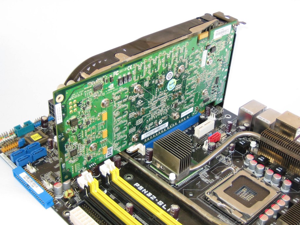 Carte Graphique ASUS NVIDIA GeForce 8800 GTS - Pour Pièces Ou Réparation