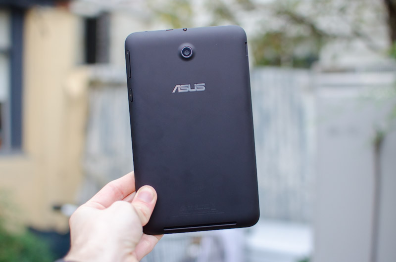 ASUS 7インチ タブレット Memo Pad 7 Amazon.com : ASUS MeMO Pad 7 ME176CX-A1-WH 7-Inch Tablet