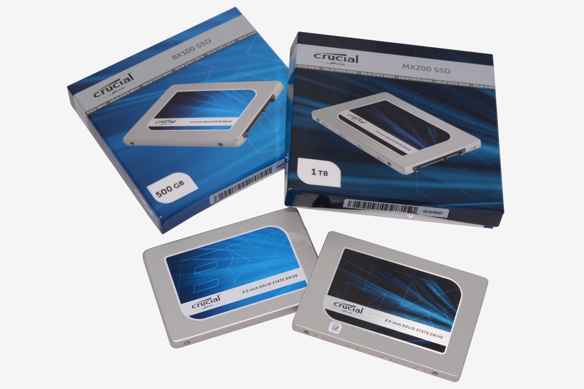 Crucial MX200 1TB Crucial BX100 500GB SSD Series Review Photo