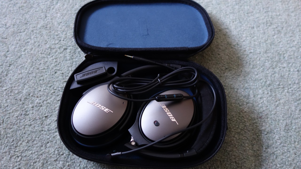 Neowin: Bose QuietComfort 25 acoustic noise cancelling headphones review