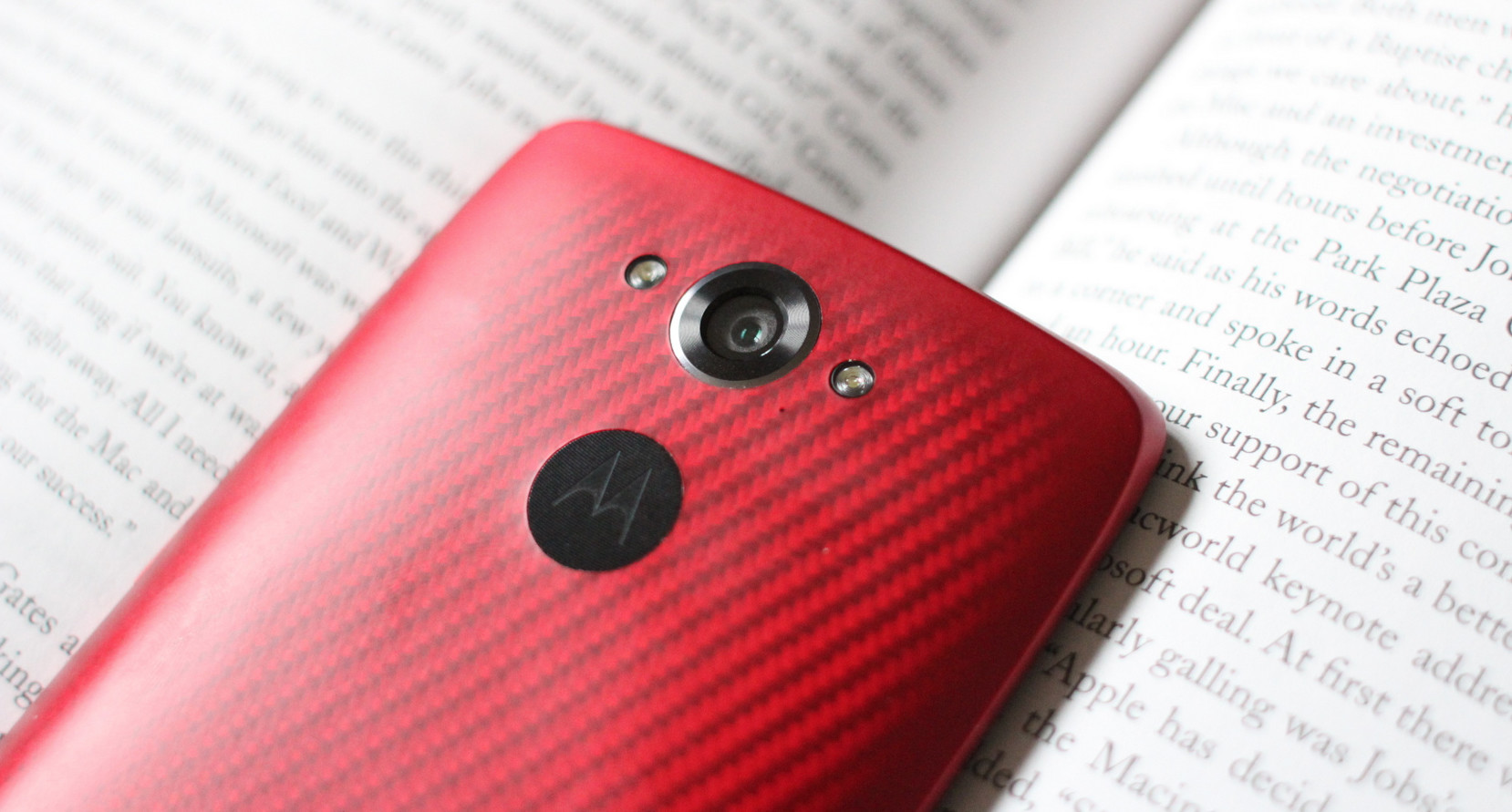 Neowin: Motorola Droid Turbo review, a mobile powerhouse