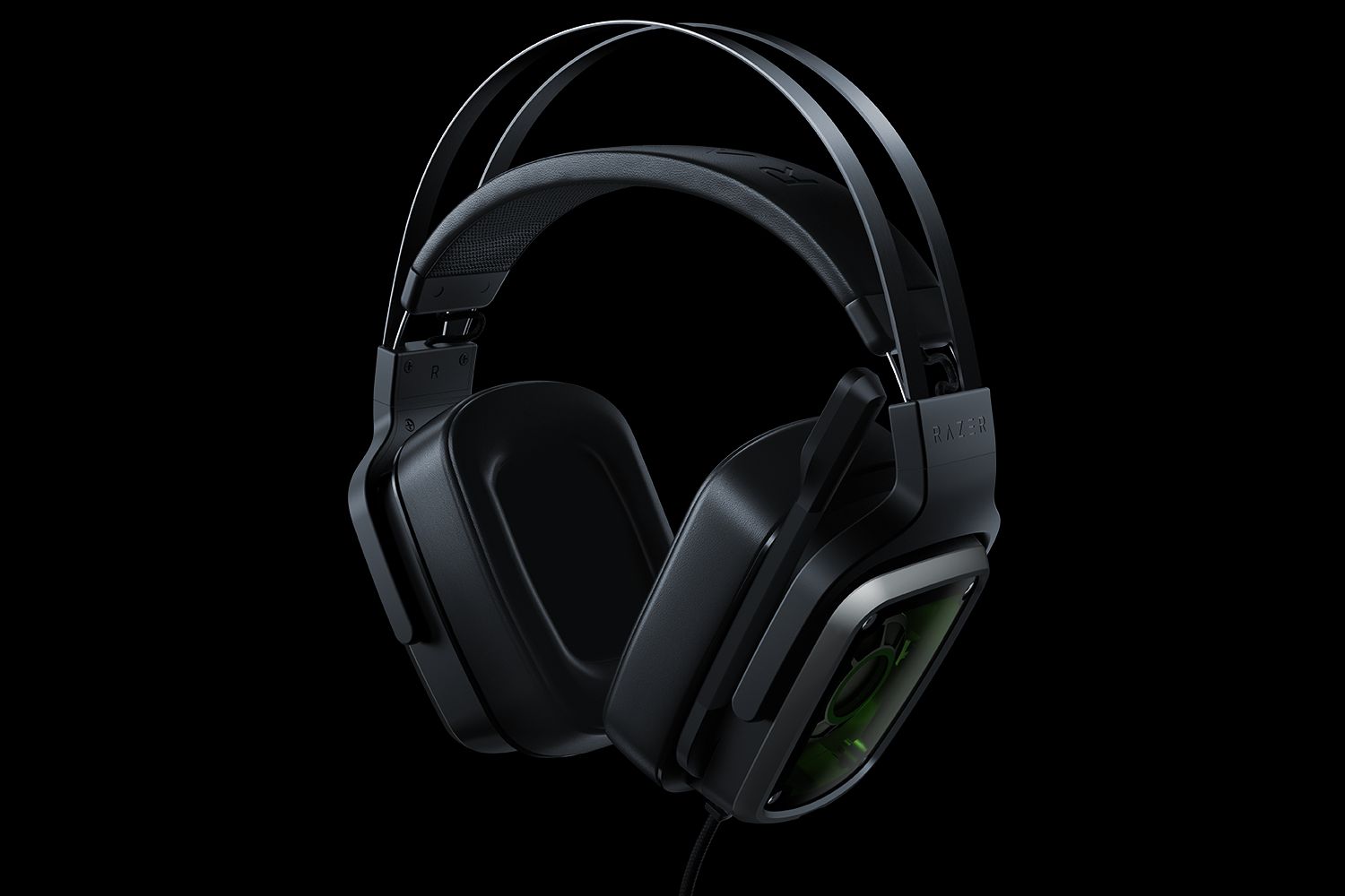 Razer introduces two new analog gaming headsets