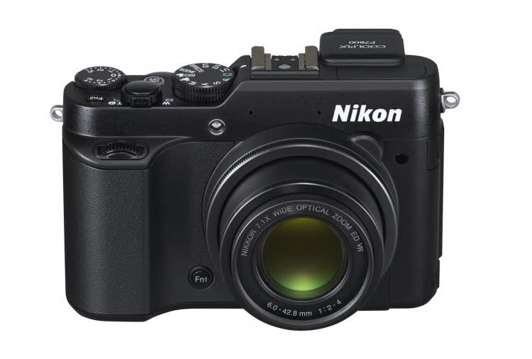 Nikon Coolpix P7800
