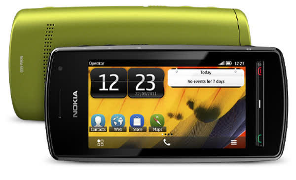 Nokia 600