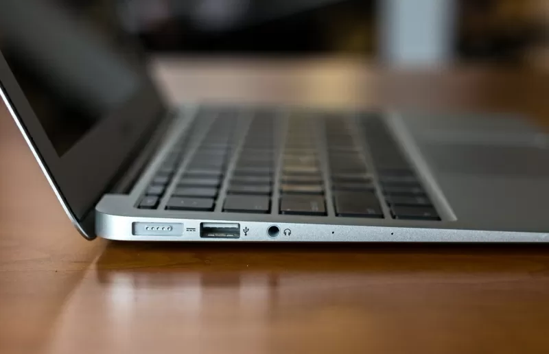 opvolger Uitmaken Peuter Apple MacBook Air 13 - Early 2015 Reviews, Pros and Cons | TechSpot