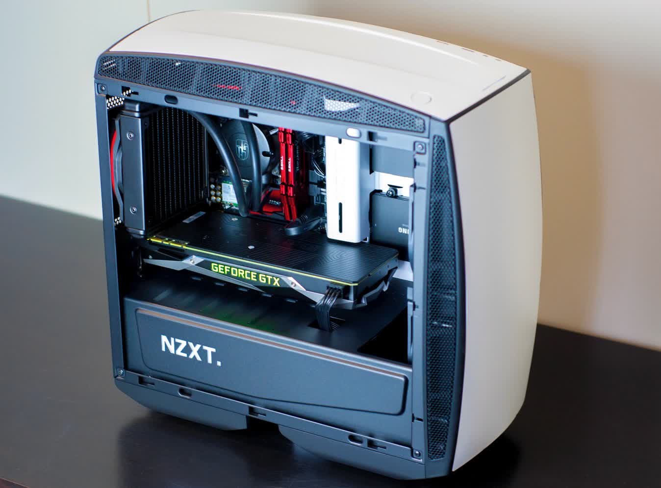 Nzxt manta itx deals