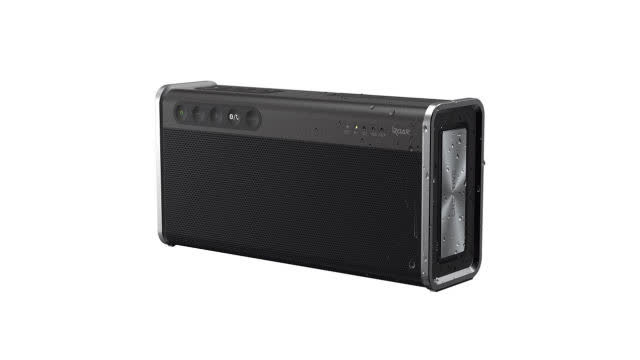 Creative iRoar Go bluetooth portable speaker