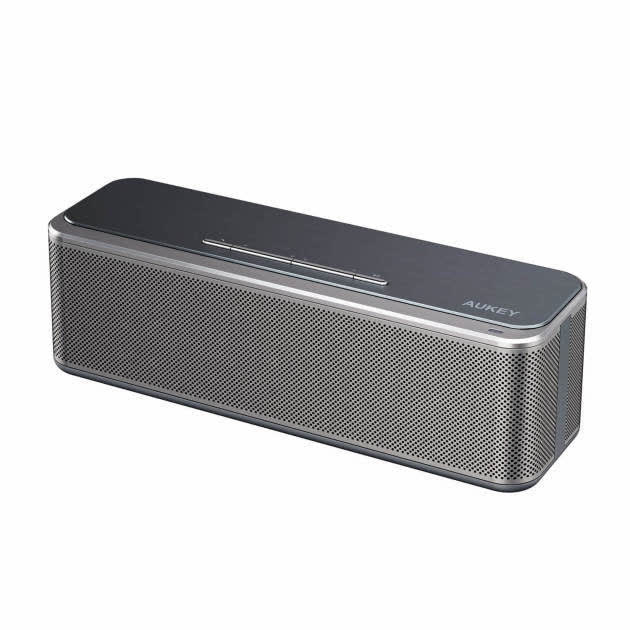 Aukey SK-S1 bluetooth portable speaker