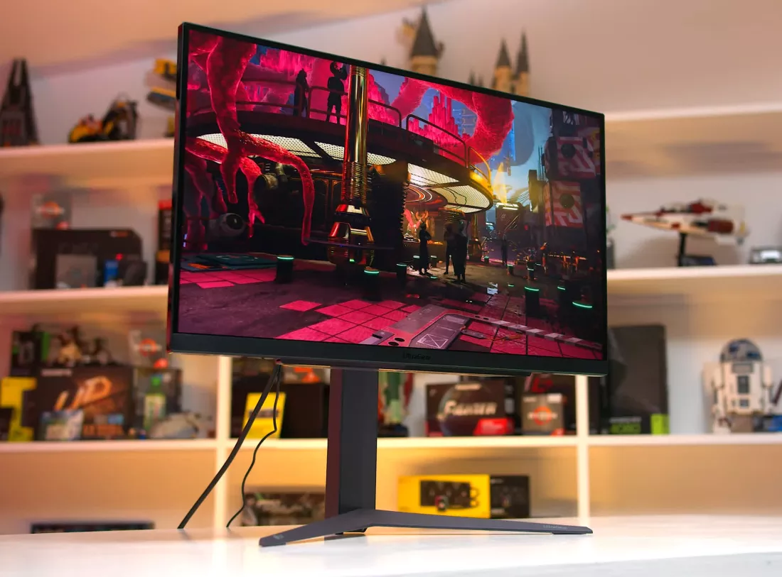 LG 27GR93U 27"