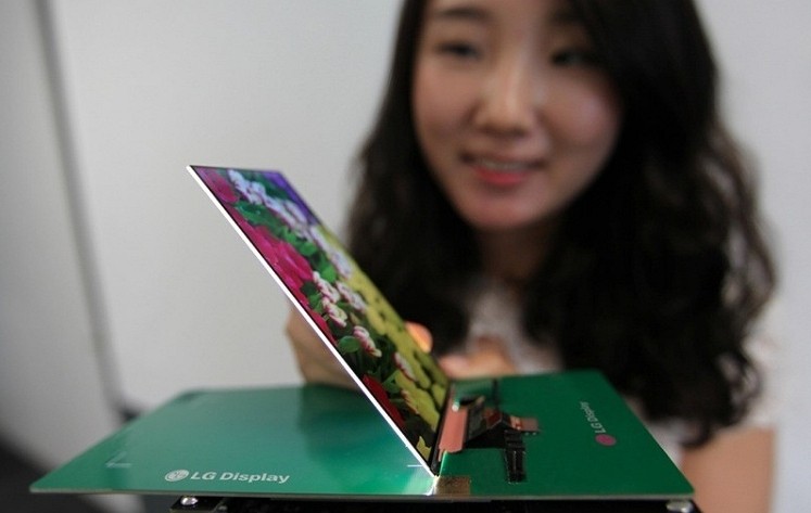 LG unveils world's thinnest 1080p display for smartphones