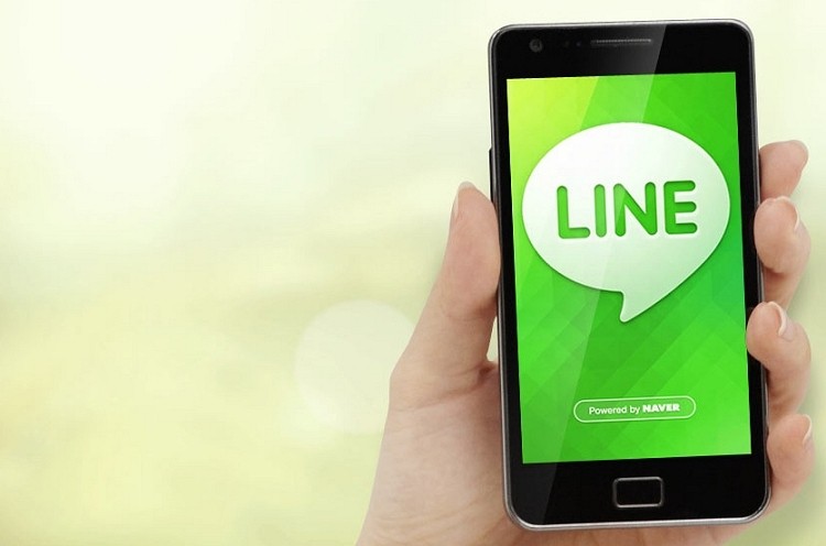 Japan's messaging app Line soars past 200 million users