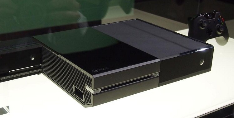 Xbox One retail consoles will double as developer debug units