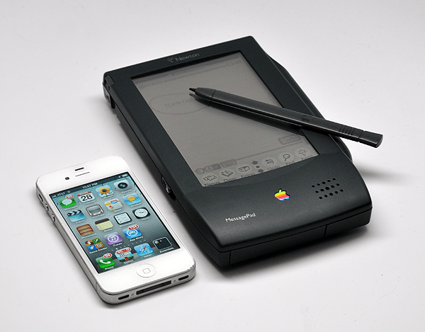 Weekend tech reading: Remembering Apple's Newton MessagePad, RadioShack memorabilia auction