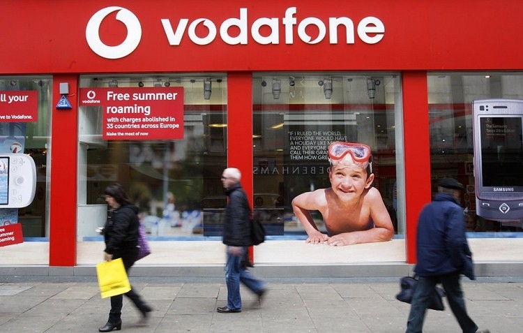 Verizon will pay $130 billion for Vodafone's stake in joint venture