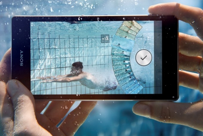 Sony reveals Xperia Z1 smartphone, Cyber-shot QX10 and QX100 camera accessories