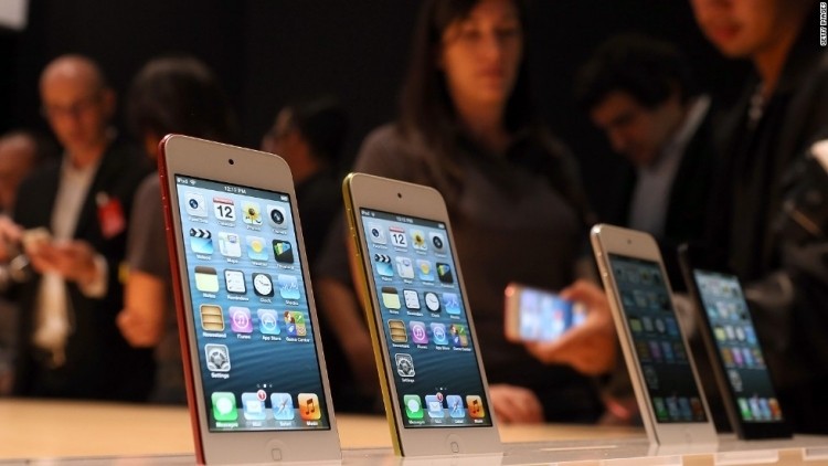 Bigger iPhone: Apple said to be testing up to 6-inch screens