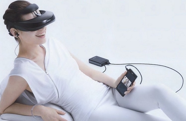 Sony's third-gen personal 3D viewing headset now up for pre-order
