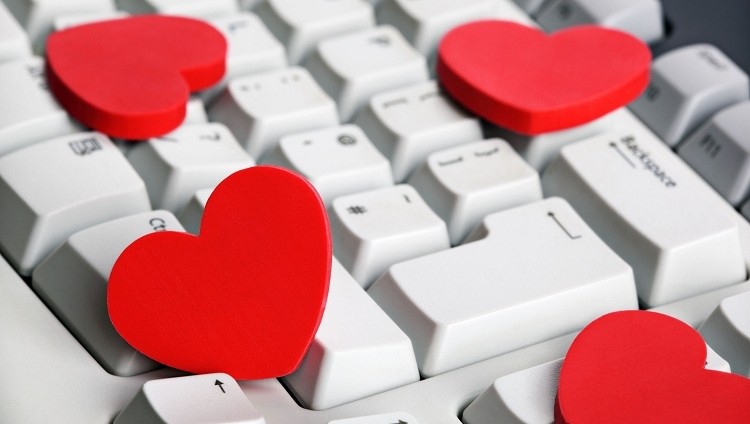 Digital dating: One in 10 Americans have used an online dating website or mobile dating app