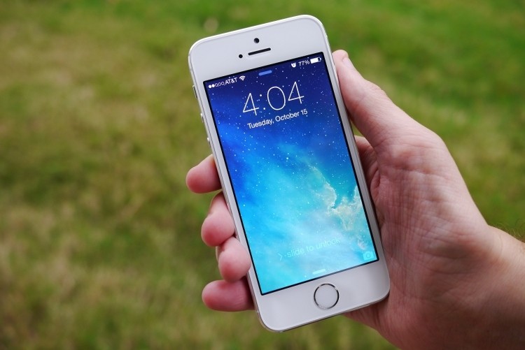 iOS 7.0.3 update delivers iCloud Keychain support, addresses iMessage bugs