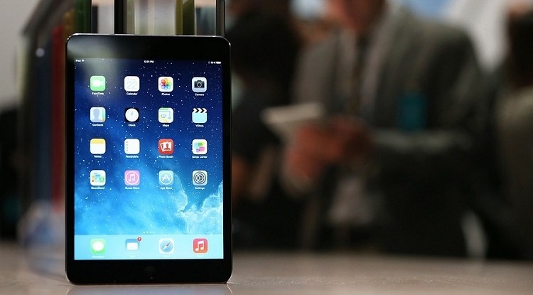 iPad Air adoption five times higher than previous generation during opening weekend