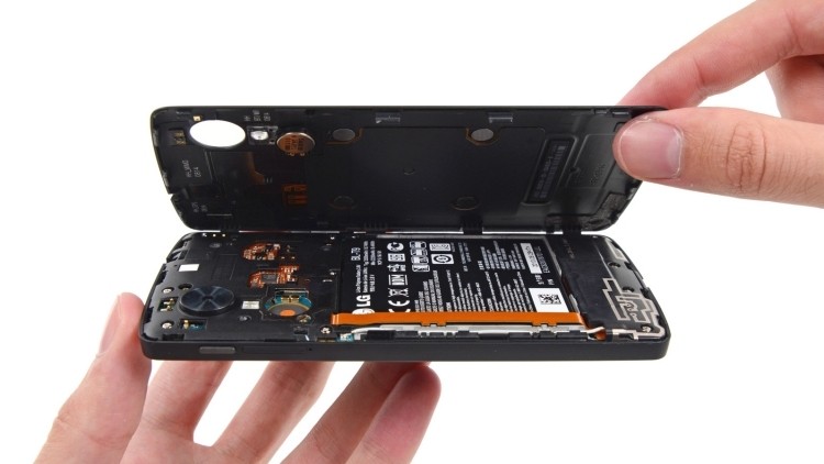 Google's Nexus 5 earns favorable repairability score from iFixit