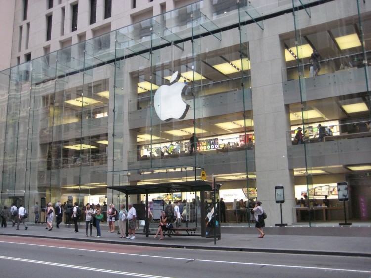 Australian consumer group issues court order forcing Apple to offer 24-month product warranties