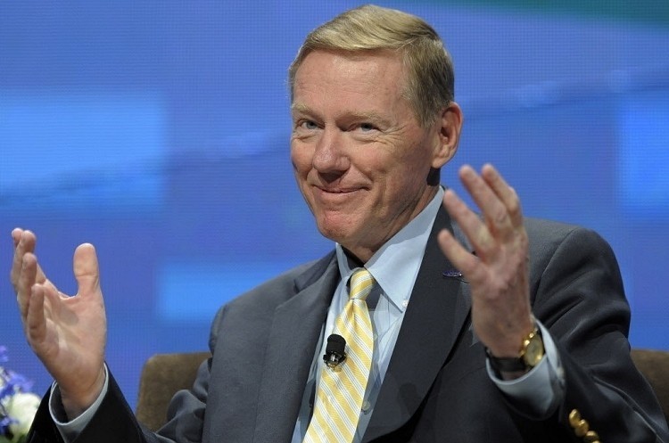 Ford chief Allan Mulally pulls out of Microsoft CEO race
