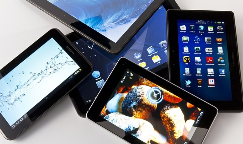 Worldwide tablet shipments reached 217.1 million last year